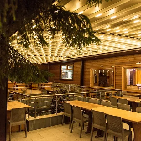 Hotel Kaman 4*