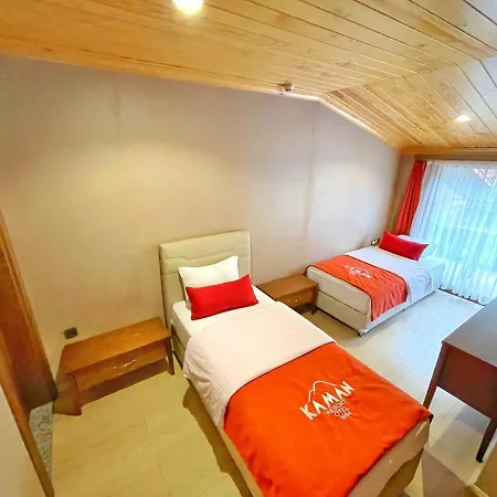 Hotel Kaman 4*